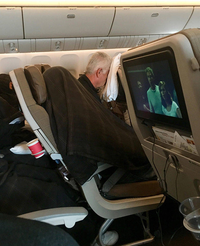 Hilarious Times People Were Caught Sleeping