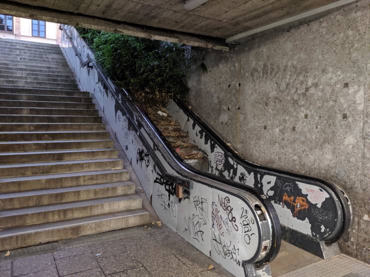 Abandoned Porn Is Pretty Real!