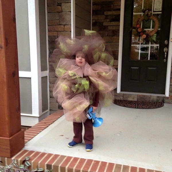 It’s Time For Awful Halloween Costumes!