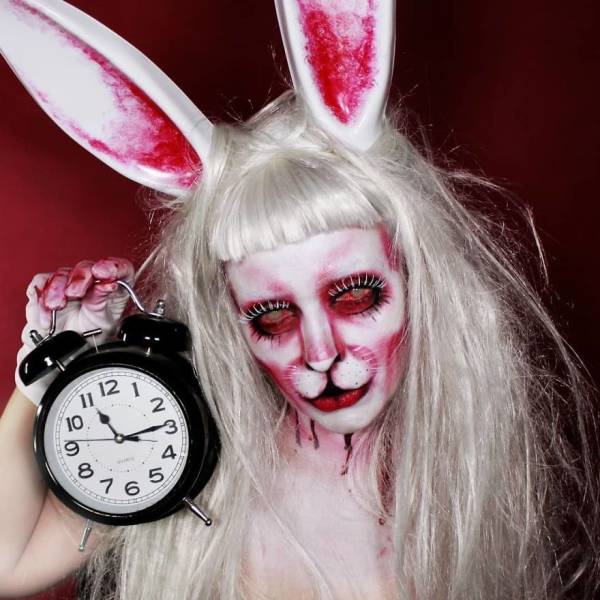 This Makeup Artist’s Works Are Super Creepy