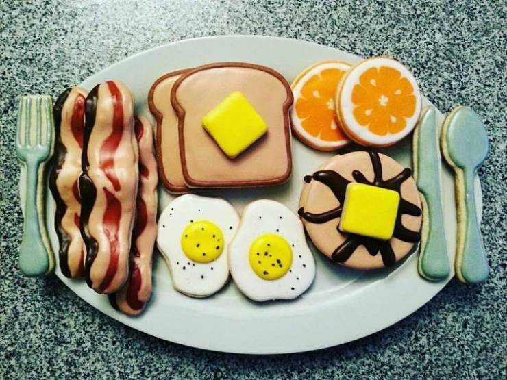 How Can Someone Eat Such Beauty?!