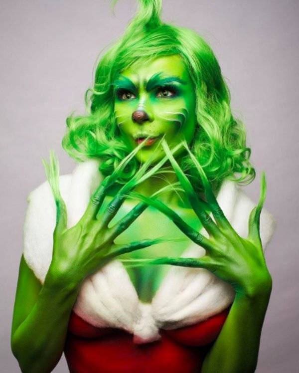 Jannet Knows A Thing Or Two About Cosplay