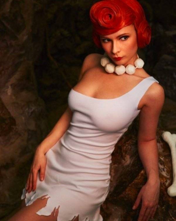 Jannet Knows A Thing Or Two About Cosplay