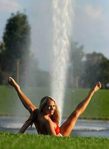 Girls are having fun (50 pics)