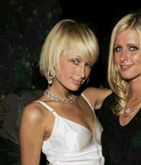 People who look exactly the same in all pictures (6 gifs)