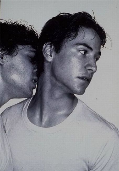 Keanu Reeves’ skeleton in the closet (5 pics) Keanu Reeves’ skeleton in the closet (5 pics)