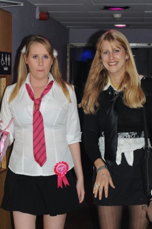 Sexy Girls from School Disco (100 pics)