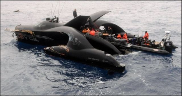 Trimaran Ady Gil Goes Down (15 pics + 2 videos)
