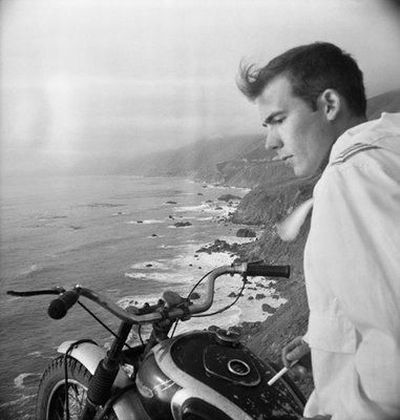 Rare Photographs of Celebrities (125 pics)