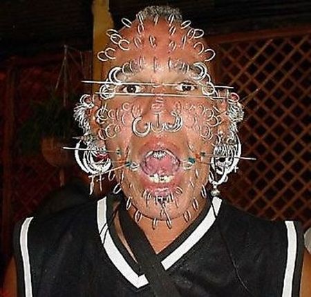 Strange Body Modifications (20 pics)