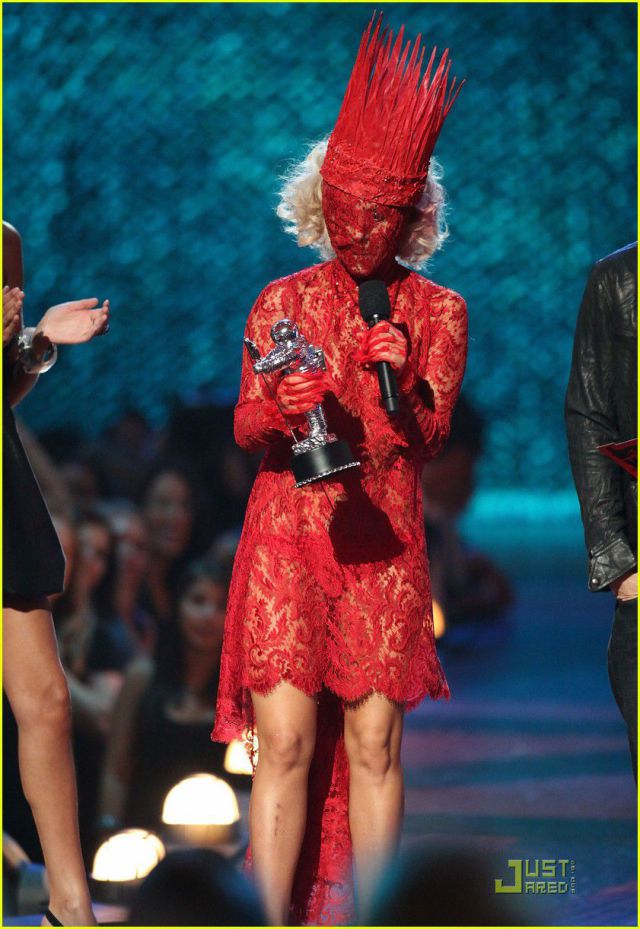 The Most Outrageous Lady Gaga&rsquo;s Costumes (25 pics)