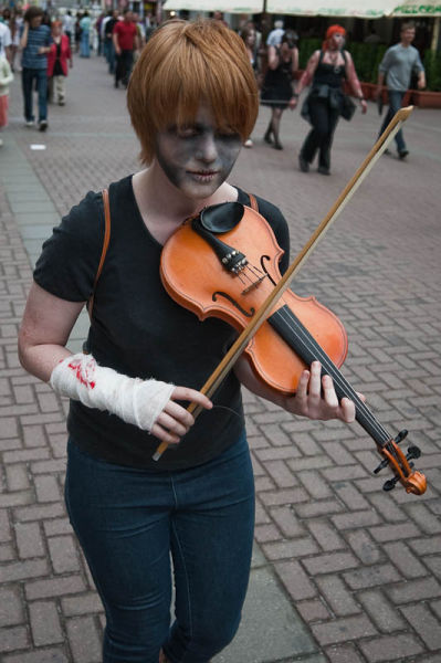 Zombie Walk in Moscow (84 pics)