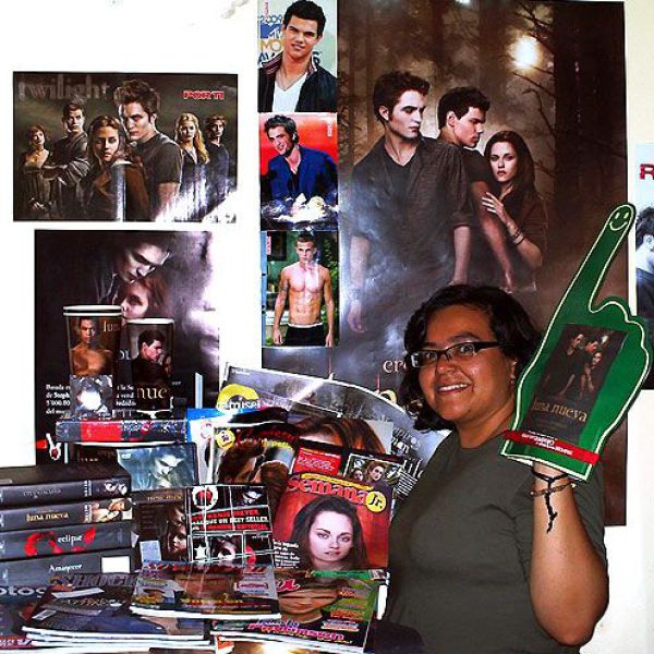 Twilight Fans with Creepy Twilight-Themed Bedrooms (28 pics)