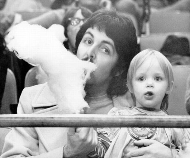 rare photographs of celebrities part 19 144 pics 3.html - 144 HD Photos | Premium Gallery 2012
