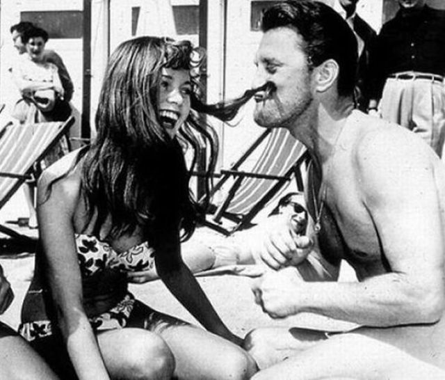 rare photographs of celebrities part 19 144 pics 3.html - 144 HD Photos | Premium Gallery 2012