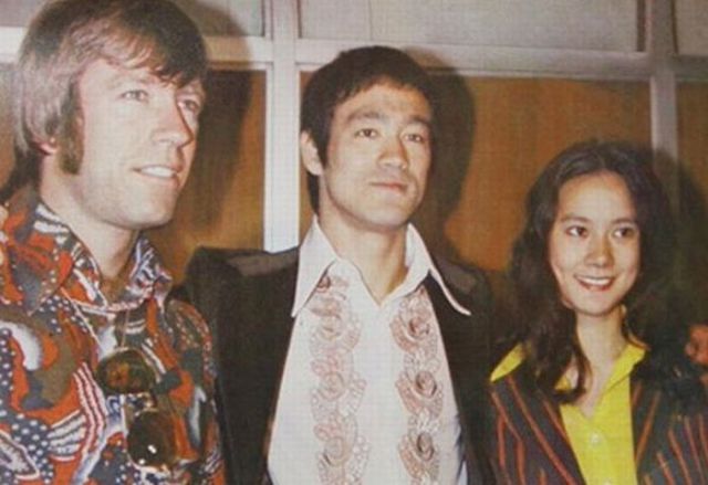 Rare Photographs of Celebrities. Part 19