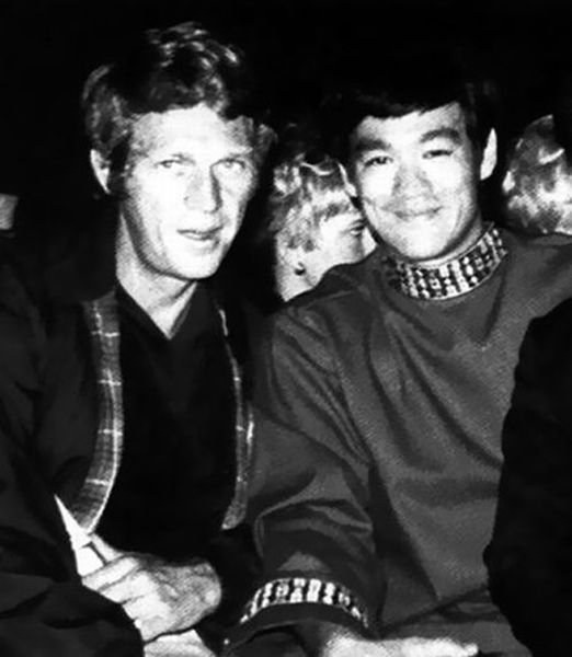 Rare Photographs of Celebrities. Part 19