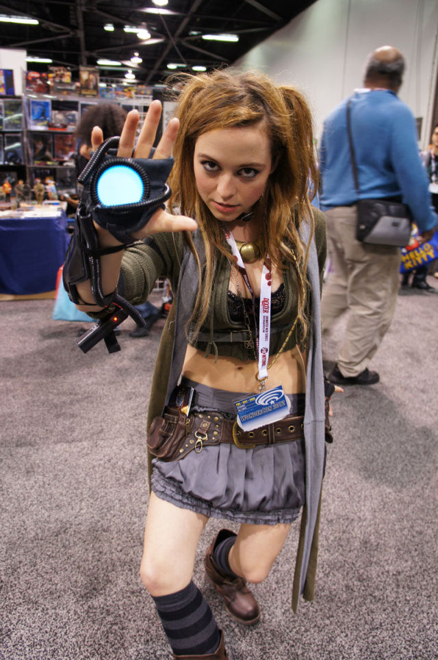 Supreme Cosplay Pics from the WonderCon 2012