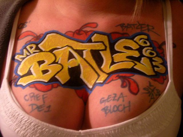 Girls with Graffiti Body Art