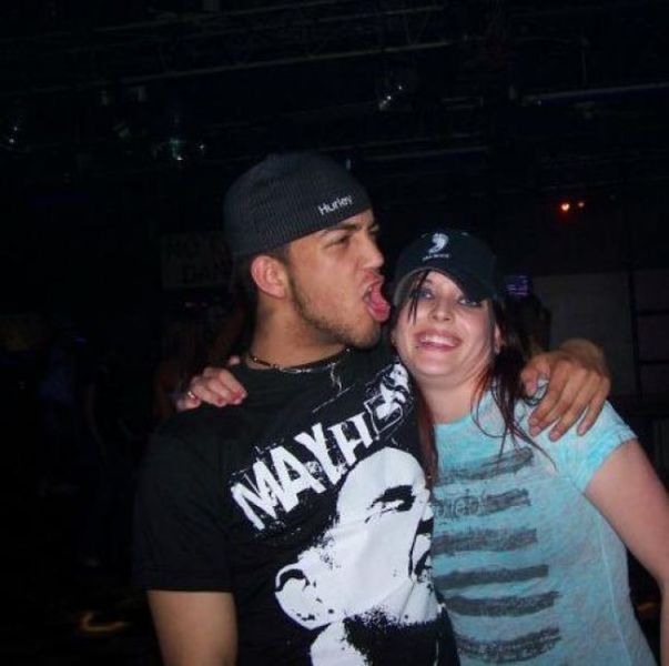 T-Shirts Create Hilarious Boob Photobombs