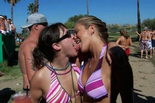 Spring Breakers Know How to Party Hard