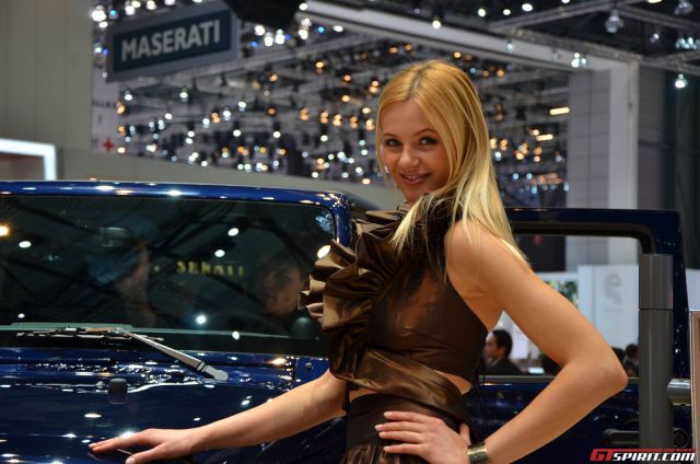 The Attractive Ladies of the Geneva Motor Show 2013