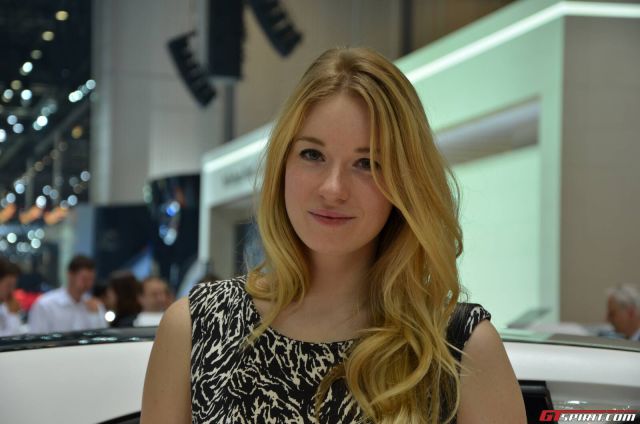 The Attractive Ladies of the Geneva Motor Show 2013