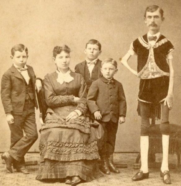 Disturbingly Odd People from the Past