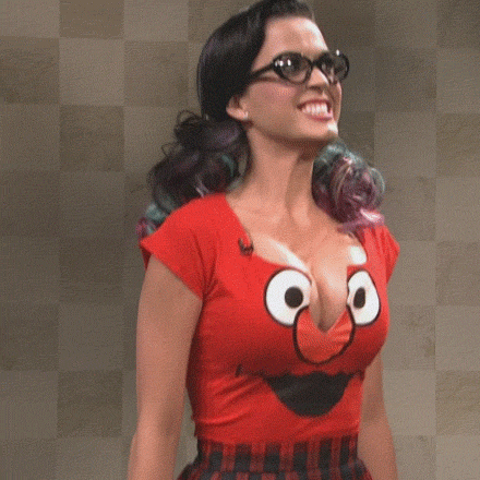 Kinky GIFS of Katy Perry’s Boobs