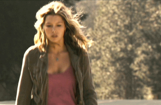 Jessica Biel’s Sexiest Shots as Animated GIFs