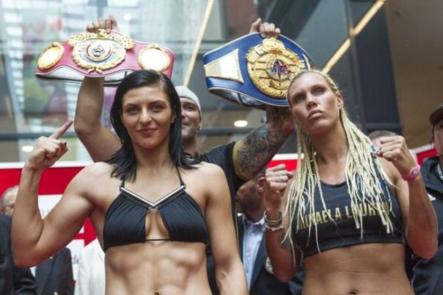 Women Boxers Share an Odd Moment in Public