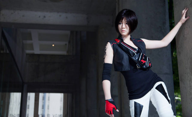 Gaming Characters Come to Life in Hot Cosplay