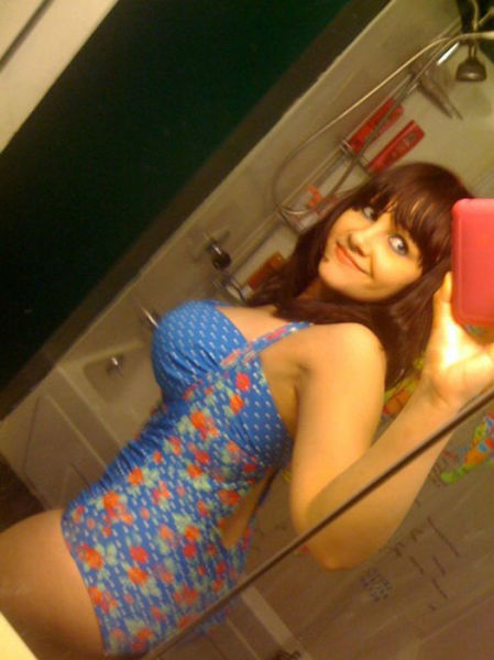 Girls with Killer Curves