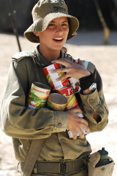 Some of the Hot Israeli Girls in Arms