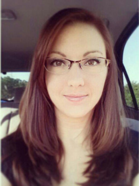 A Few Hot Girls Who Make Glasses Look Sexy