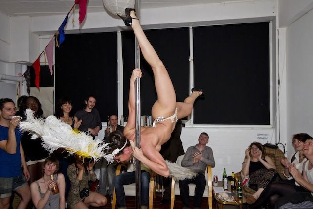 grownup corner 49 pics 18 gifs 4.html - 49 HD GIF | Premium Gallery 2015