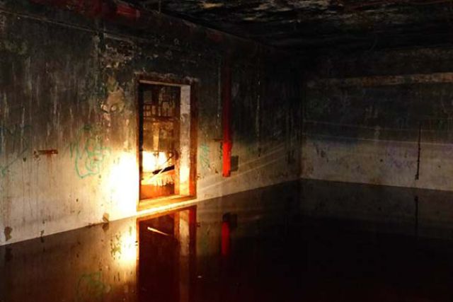 Scary Underground Tunnel Discovered Under a Neglected Home