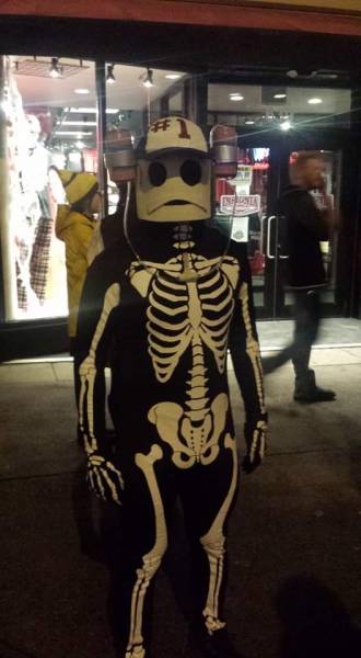 Halloween Costumes That Totally Rocked This Year