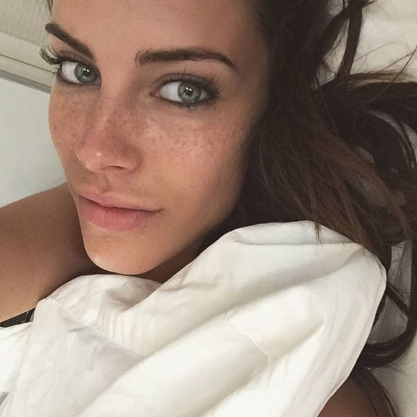 Beautiful Girls Make the World Go Around