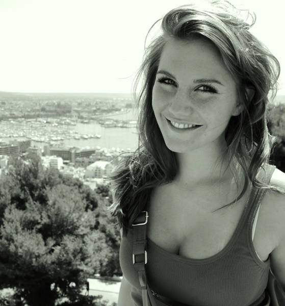 Beautiful Girls Make the World Go Around