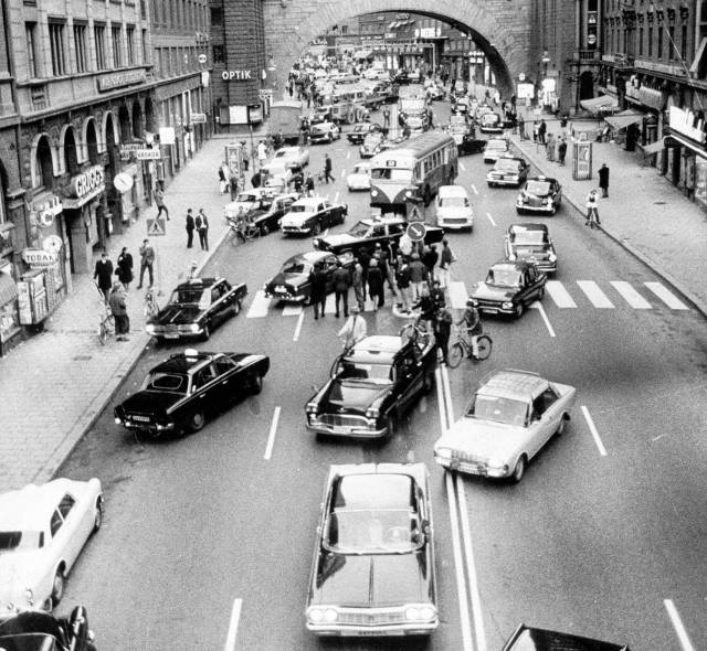 Jaw-Dropping Moments In History Captured On Camera