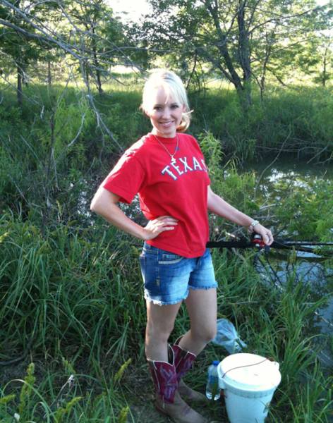Sexy Girls Make Fishing Less Boring