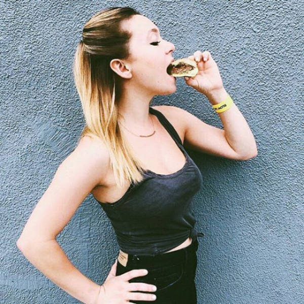 These Gals With BBQ Will Make You Drool