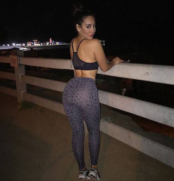 Yoga Pants Are a Real Turn-On