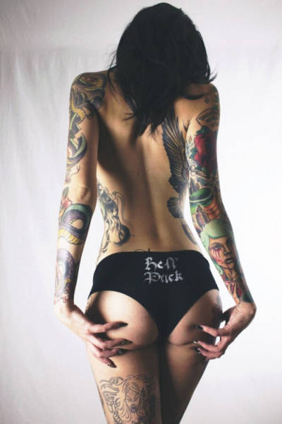 Hot Tattoos And Sexy Women Go Really Well Together