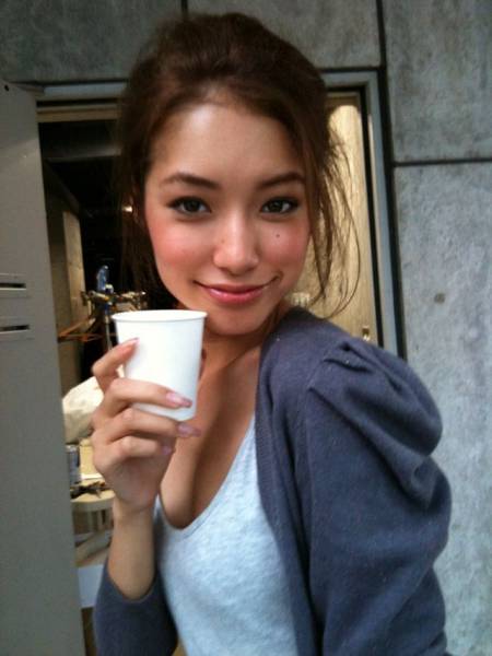 Beautiful Girls Make the World Go Around