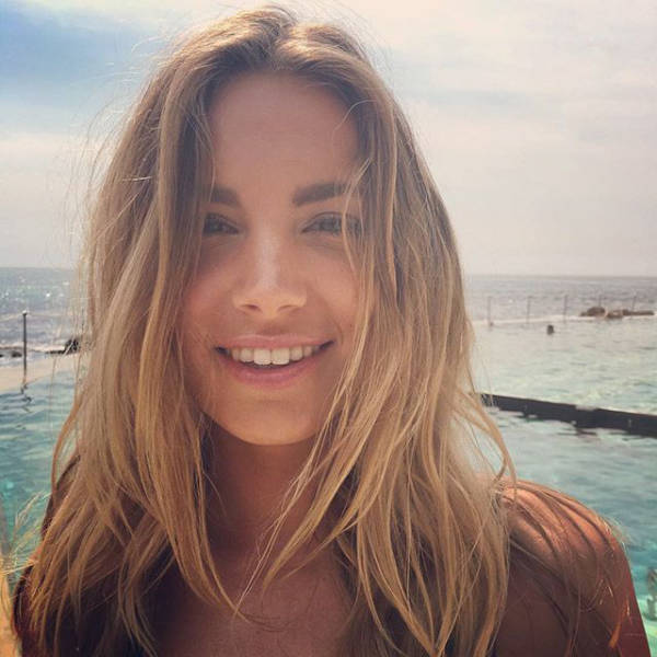 Beautiful Girls Make the World Go Around