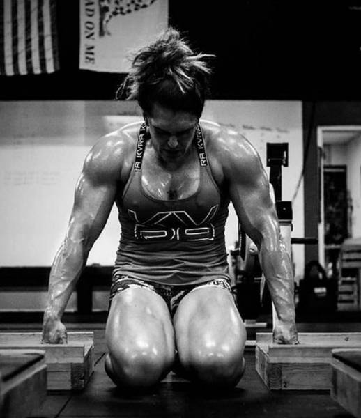 This MMA Fighter Chick Has Got More Muscles Than You