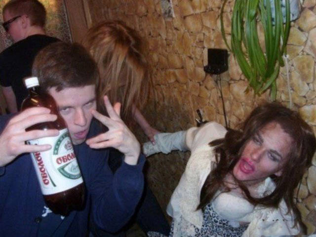Drunk People Do So Many Stupid Things