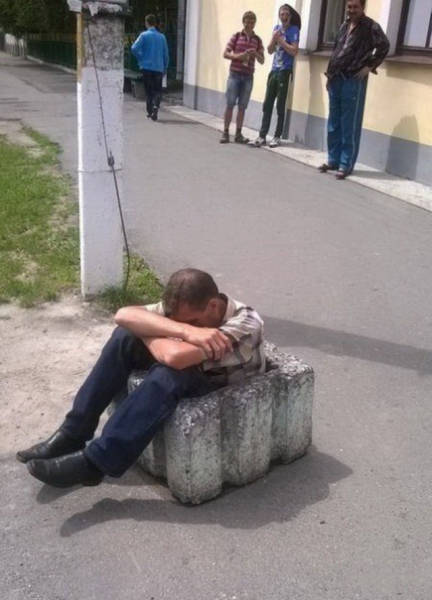 Drunk People Do So Many Stupid Things
